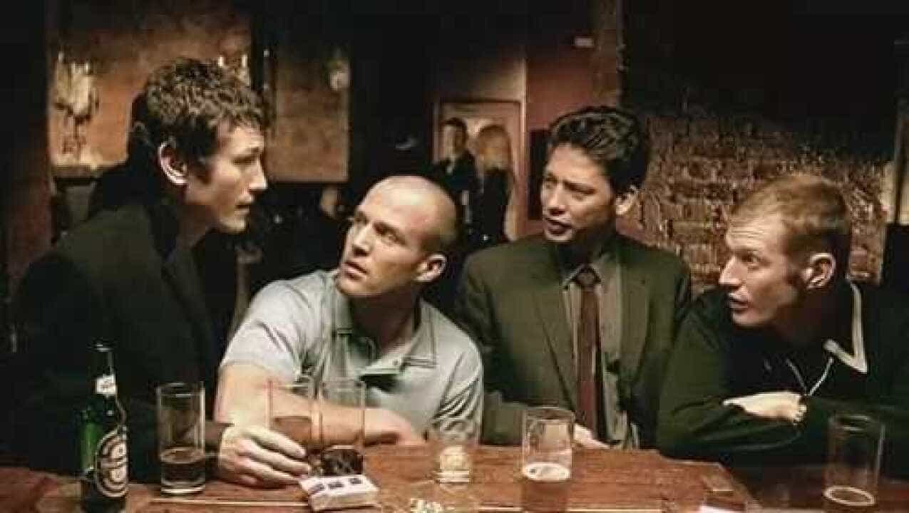 【夸克网盘】两杆大烟枪.Lock Stock and Two Smoking Barrels 1998 BluRay 1080p DTS-HD MA 5.1 x264-beAst-百变十全资源站---打造史上资源最全的网站